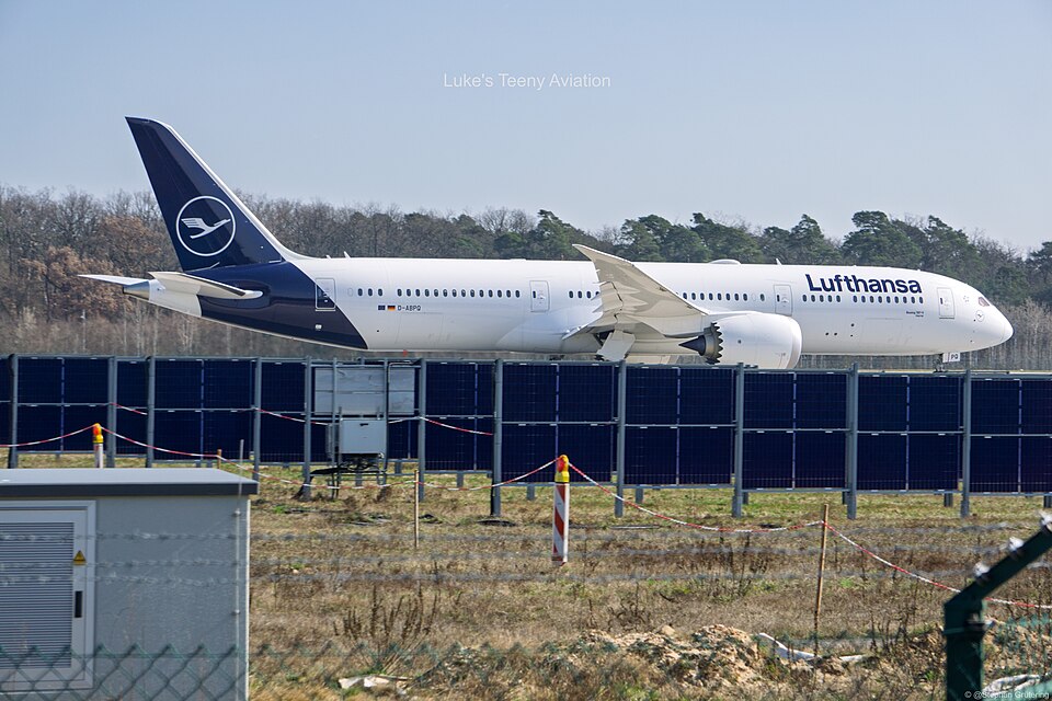 D-ABPQ – registrierungsgenaues Aircraft-Foto
