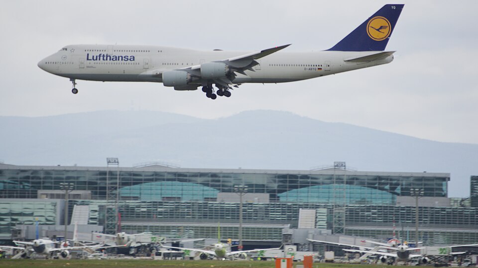 D-ABYQ – registrierungsgenaues Aircraft-Foto