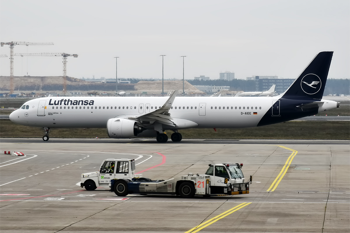 D-AIEE – registrierungsgenaues Aircraft-Foto