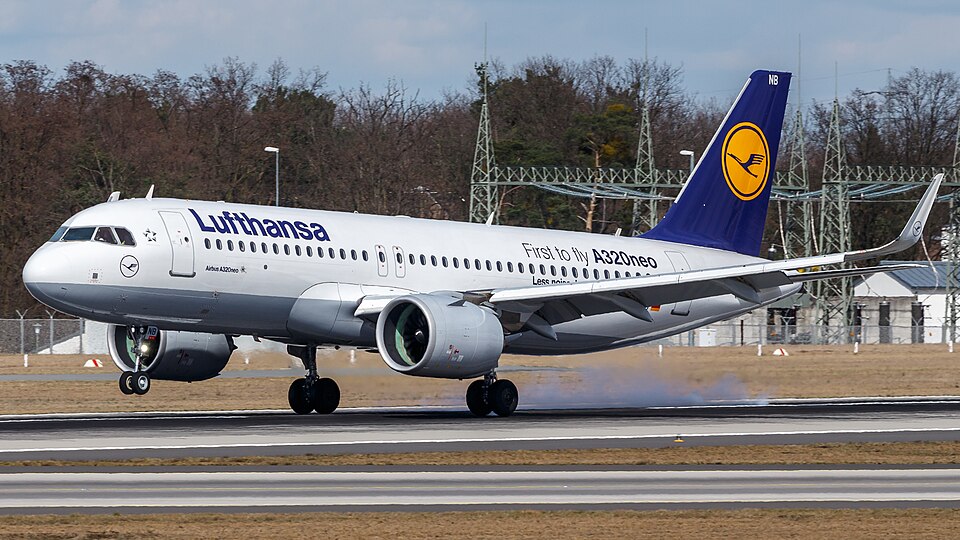 D-AINB – registrierungsgenaues Aircraft-Foto