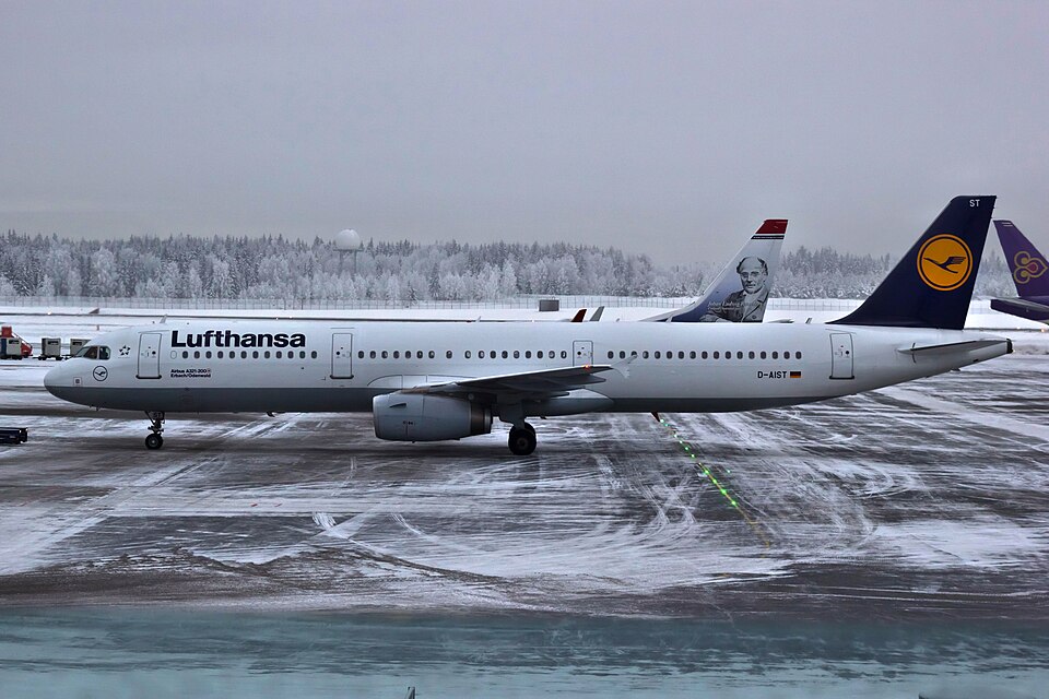 D-AIST – registrierungsgenaues Aircraft-Foto