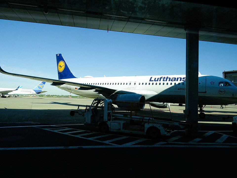 D-AIUK – registrierungsgenaues Aircraft-Foto